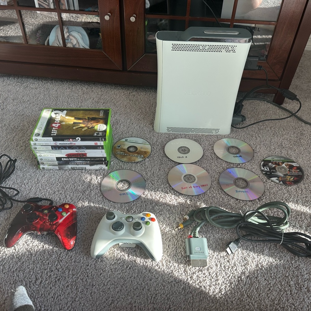 360 Console with White and Red Controllers original/ Jailbroken